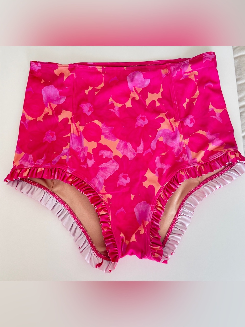 Kortni Jeane High Waisted Ruffle Bottoms in Pink Blooms Size Medium